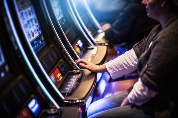 Free-spin bonus with active multiplier Blueprint Gaming free-spin feature with multiplier